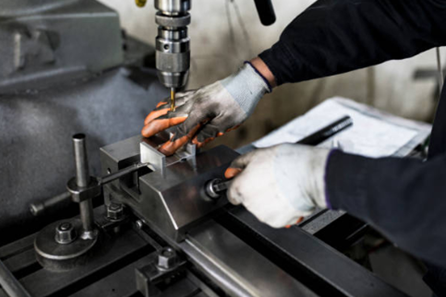 精密加工工藝革新：用數(shù)字化技術(shù)破解量產(chǎn)精度難題