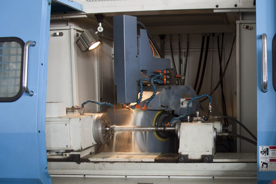 鈦合金加工為什么貴？從刀具壽命到工藝復(fù)雜度深度解析