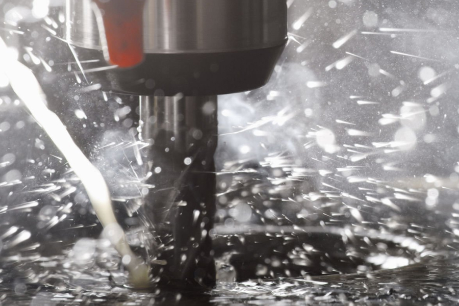 從手動到智能：智能加工如何成為批量精密零件定制的主力軍？